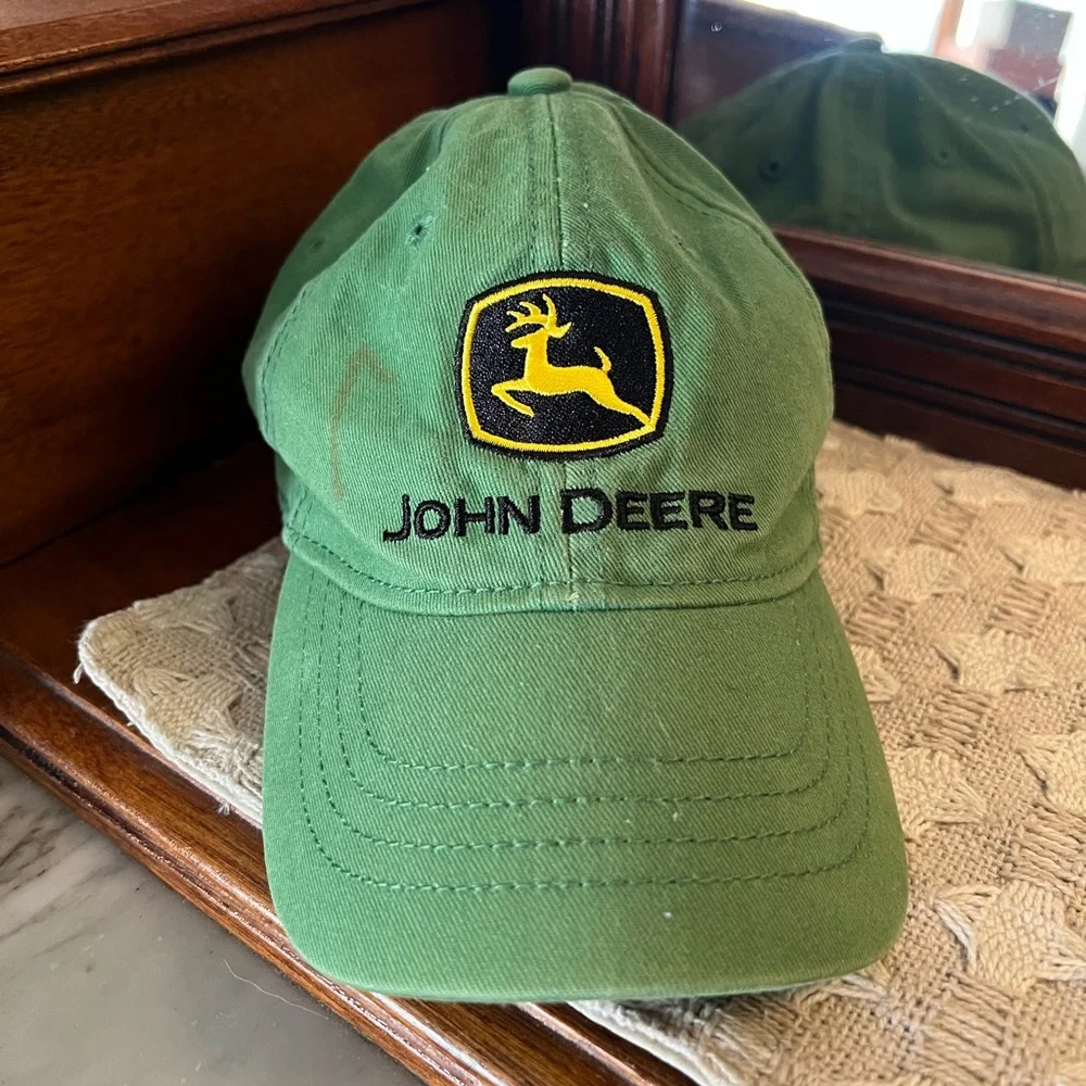 JOHN DEERE Classic Embroidered Logo Youth Sized Casual Ball Cap Green Yellow‎